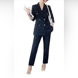 Women’s Two Piece Plaid Blazer and Pants Suit Set Size Medium